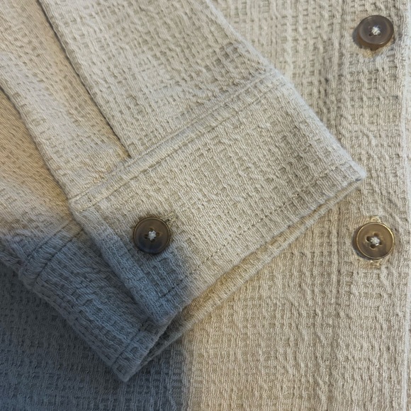 Oak + Fort Beige Button-Up Shirt - Picture 5 of 6